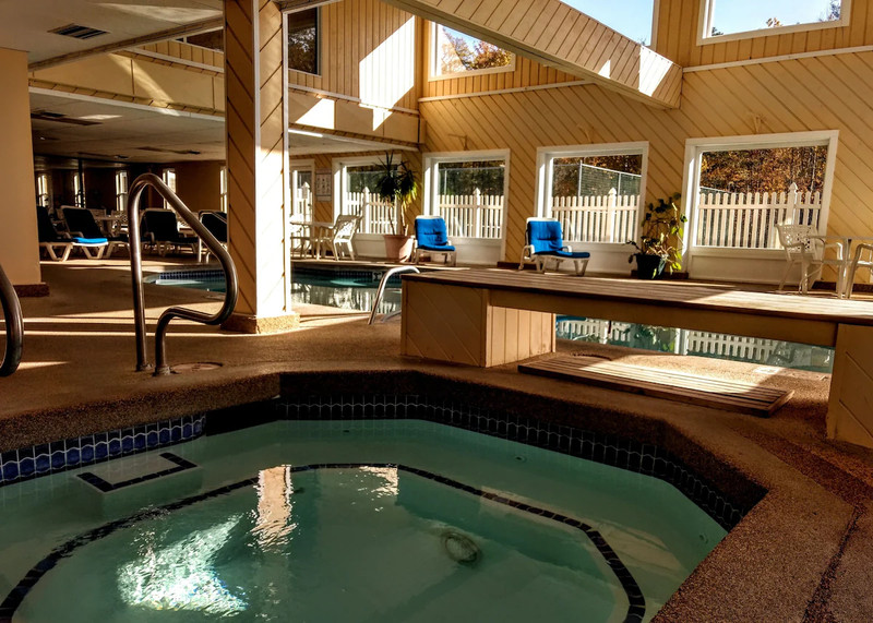CATHEDRAL LEDGE RESORT MARCH 22-29 2026 - 2 BEDROOM CONDO WITH LOFT SLEEPS 8 gallery