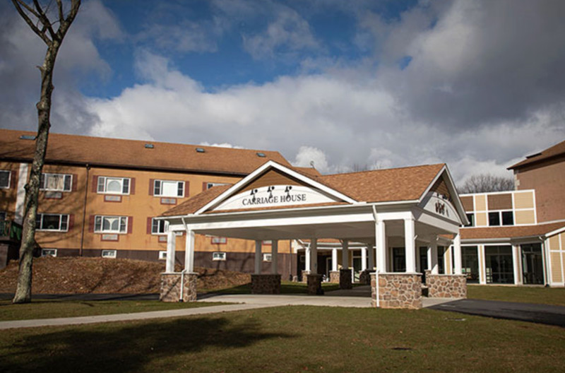 Carriage House ~ Pocono Manor, PA ~ Studio/Sleeps 2 ~ 7Nts JUL/AUG/SEPT 2026
