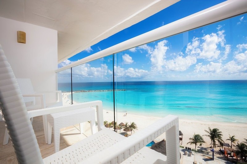 Cancun Mexico 5 days/4 nights ALL INCLUSIVE meals drinks and alcohol gallery