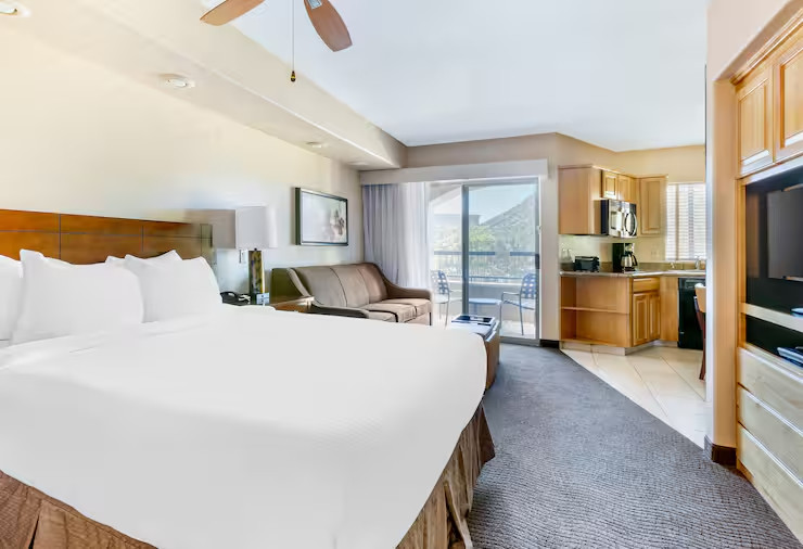 JUNE WEEKS~ Ridge On Sedona Golf Resort ~ AZ~STUDIO /SLPS 4 gallery