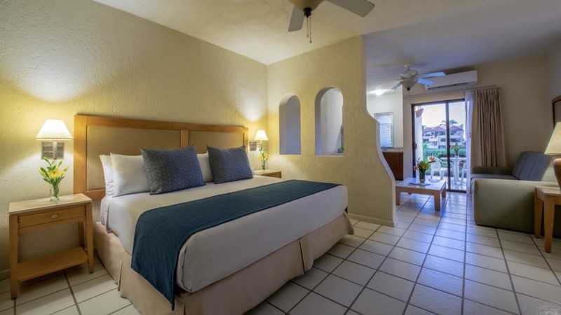 Vacation Booking - Park Royal Homestay Los Cabos gallery