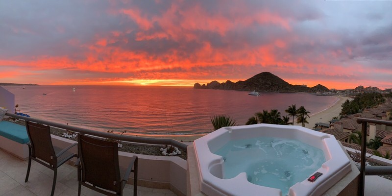 Corazon Cabo BEST 1 Bed/2 Bath Top Floor Penthouse Medano Beach Front