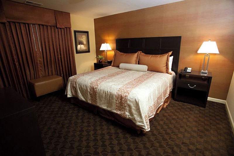 7 night 10/10 to 10/17/26 2BR 2bth Full Kitchen @ Colonies at Williamsburg VA gallery