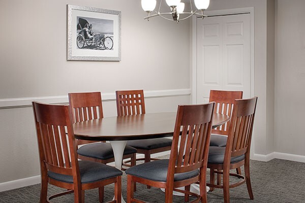 WYNDHAM OCEAN WALK DAYTONA BEACH, 2BR DELUXE 1237 SQ FT SLEEPS 8, 5 NIGHTS 5/2-7 gallery