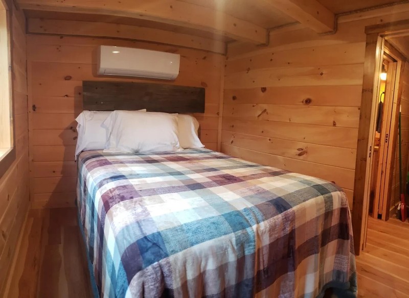 Toledo Bend Lakefront Vacation Rental Cabin - Boathouse, Sunsets, Water Sports gallery