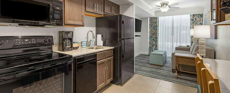 Wyndham Towers on the Grove - 2BR Jul July Aug August Sep Sept gallery