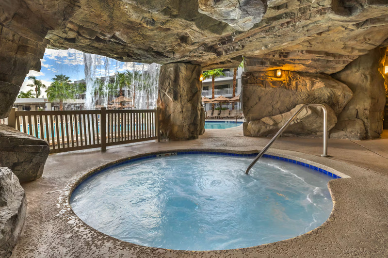 Palm Canyon Resort ~ Palm Springs, CA ~ 1BR/Sleeps 4 ~7Nts JUN/JUL/AUG/SEPT 2026 gallery