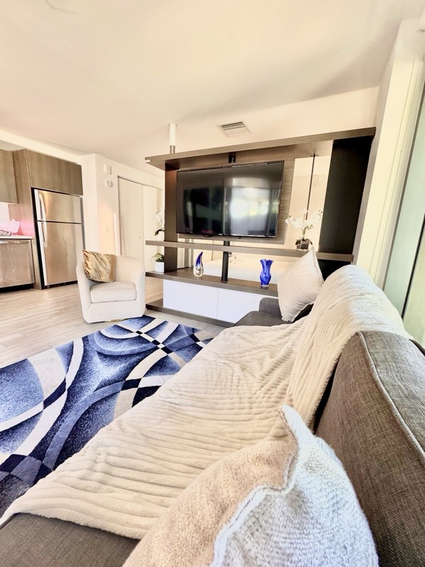 2 Bed+free Parking+rooftopPool+Brickell City Views Dates June 2-7 gallery