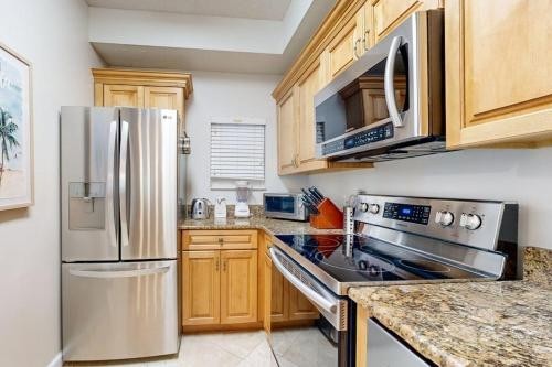 Sept 3 thru 6 | Destin FL Condo Rental – 2BR/2BA |Walk to Beach gallery