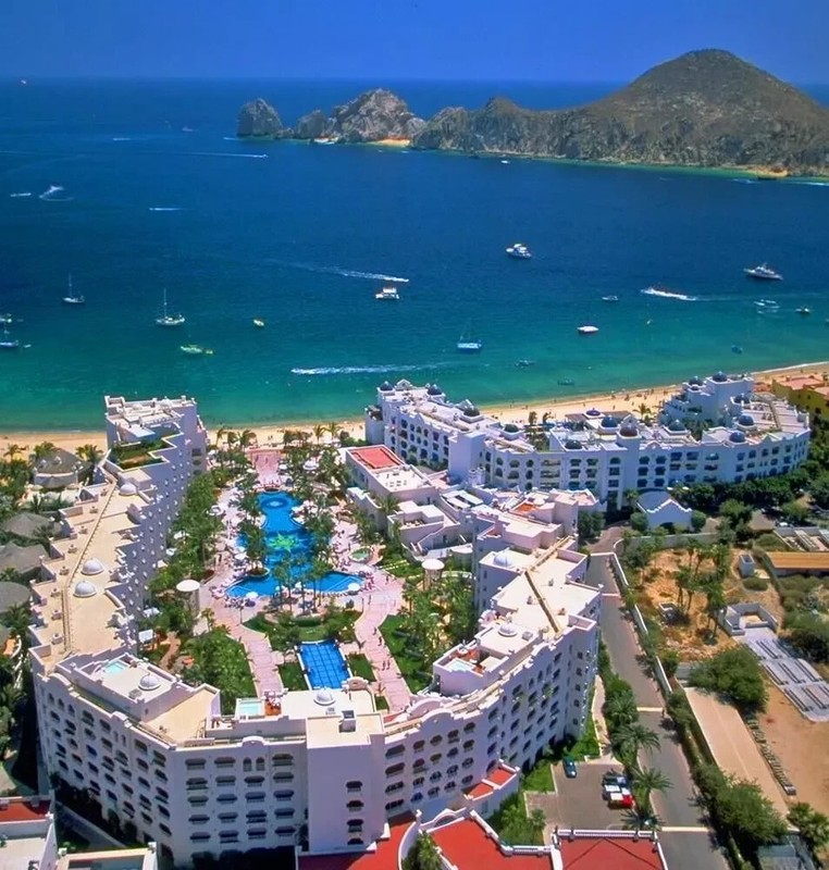 Pueblo Bonito Rose–Cabo San Lucas, Mexico–8 Days, 7 Nights (Monday to Monday)