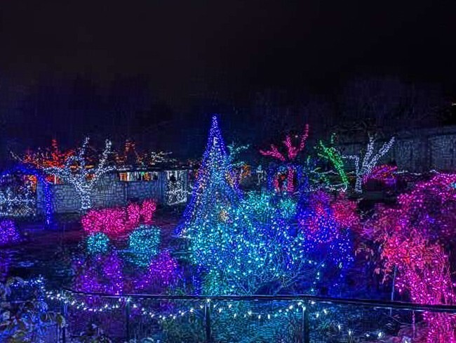 Christmas in Orlando! 2 Nights in Orlando starting at $199 a night! gallery