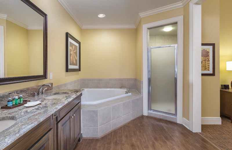 Wyndham Branson at the Meadows Vacation Rental, Branson, MO 2 BR DLX 5 NT 6/7 gallery