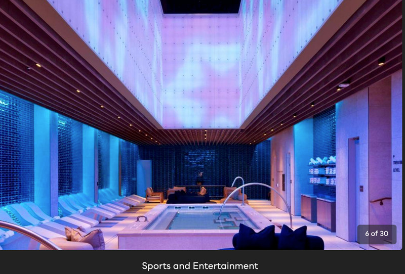 Las Vegas Trip Room at the FontaineBleau