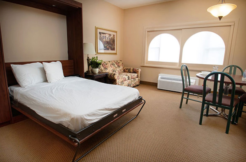Carriage House ~ Pocono Manor, PA ~ Studio/Sleeps 2 ~ 7Nts JUL/AUG/SEPT 2026 gallery