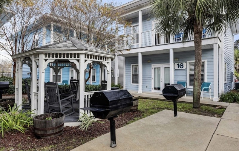 Destin, FL, Wyndham Beach Street Cottages, 1 Bedroom, Sleep 6. July 24-31 gallery