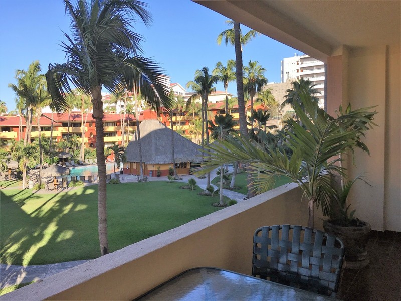 Cabo San Lucas Mexico Pool View Condo 1+ bed 1 bath 1 Block Mendano Beach Marina gallery