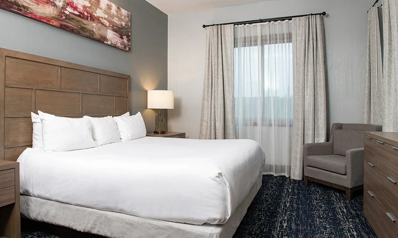 Wyndham Glacier Canyon- Aug 18-21 - 3 bedroom deluxe - Wisvonsin Dells gallery