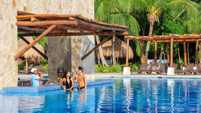 All Inclusive Resort Vacation - Grand Sirenis Riviera Maya - 2 adults / 4 nights gallery