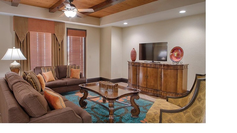 3 BDRM PRESIDENTIAL C * 7 NTS * 8/15 – 8/22 * BONNET CREEK ORLANDO AUGUST 15
