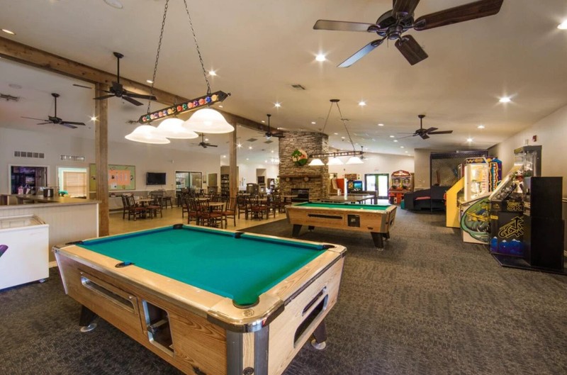 Holiday Hills Resort ~Branson MO~ 1BR Sleeps 4 ~7Nts APRIL/MAY 2026 gallery