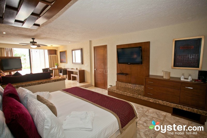 Hyatt Ziva Cancun Luxury All Inclusive Oceanfront Resort gallery