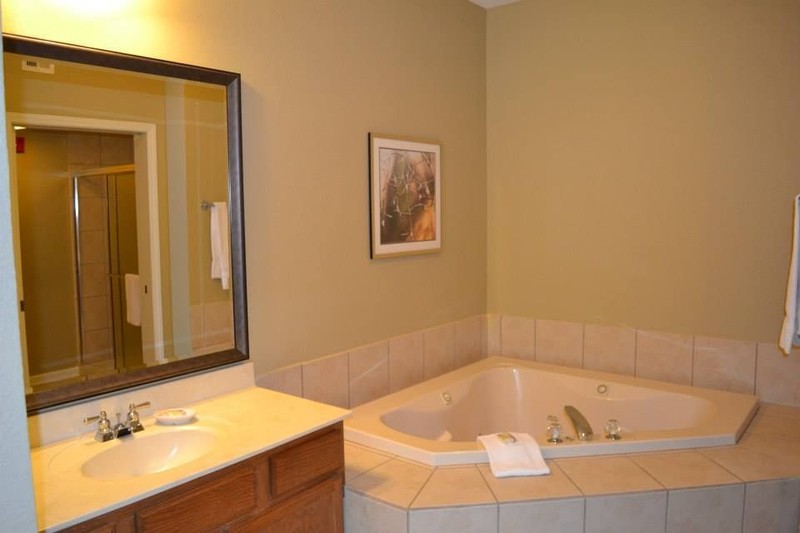 Sevierville, TN,Wyndham Smoky Mountains, 3 Bedroom Deluxe, 8-11 May ENDS 4/23 gallery