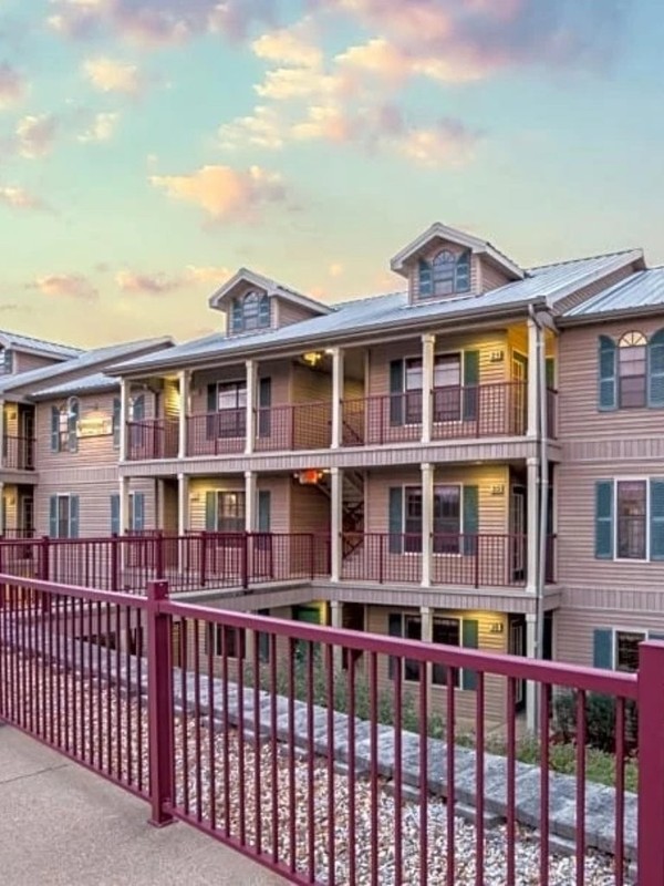 HI Timber Creek Resort at De Soto Missouri Vacation Rental 2 BDRM 2026-2027