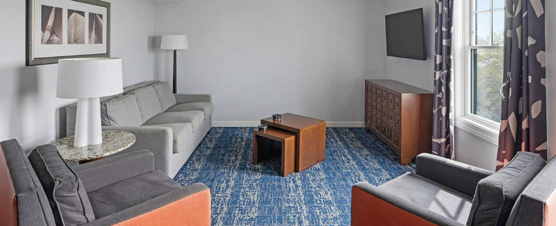 Wyndham Long Wharf- Newport, RI ~ 2 bdrm- June 30-July 3- 3 nights gallery