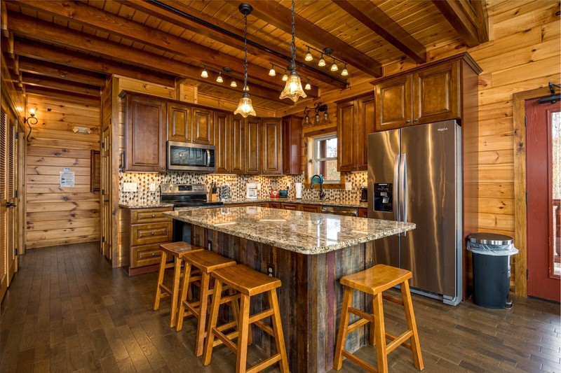 Smoky Mountains TN Vacation Rental 5 bd/3.5 ba near Gatlinburg and Pigeon Forge gallery
