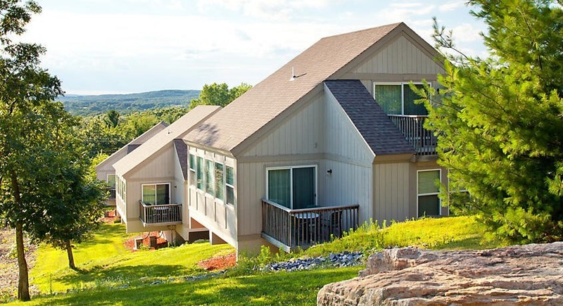 CHRISTMAS MOUNTAIN, WISCONSIN DELLS, 1 BEDROOM Townhouse, SLEEPS 4, JULY 13-16 gallery