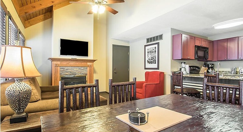 CHRISTMAS MOUNTAIN, WISCONSIN DELLS, 2 BEDROOM TIMBER, SLEEPS 6, JULY 6-9 gallery