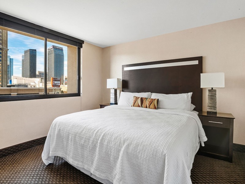 The Carriage House – Las Vegas - 7 days gallery
