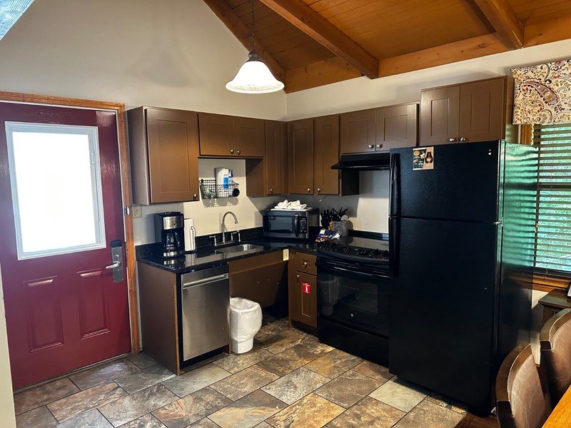 2 bdrm cabin w loft, 4nts, in Gatlinburg, TN at Mountain Loft Resort, JUNE 22-26 gallery