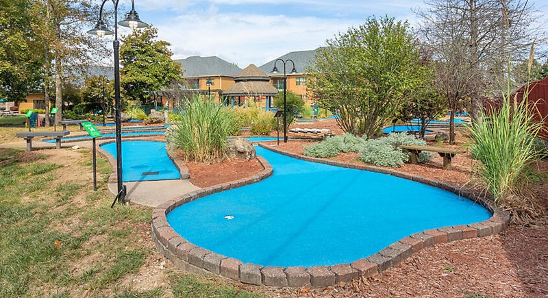 Branson, MO~Falls Village~December 23-26, 2025 Studio, Sleeps 4 gallery