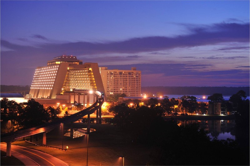 Disney Bay Lake Tower Contemporary Resort Hotel ANY 2 Nights ANY YEAR 1 BR