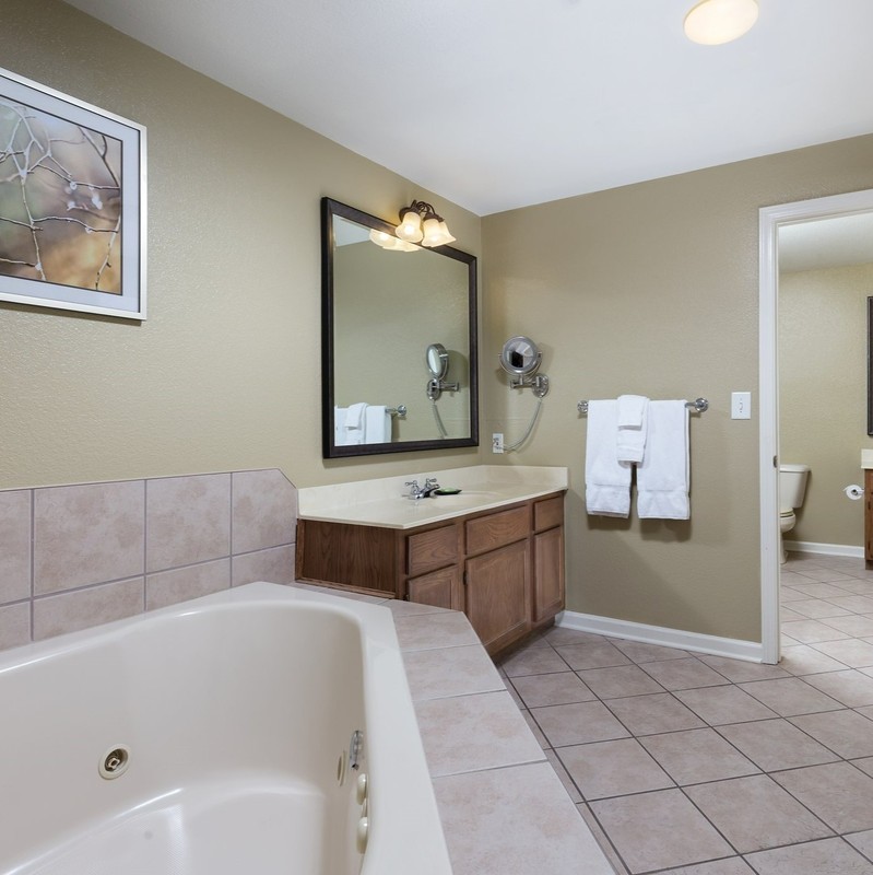 WYNDHAM SMOKY MOUNTAINS Lodging; PIGEON FORGE Lodging 16-21 Aug; 2 Bdrm Deluxe gallery