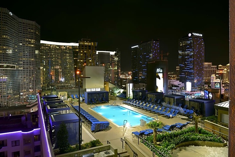 Super Bowl Weekend on the Strip- full kitchen, 4-6 people gallery