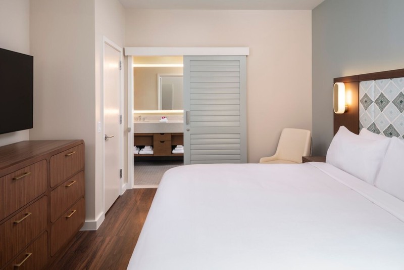 Marriott Vacation Club Waikiki Honolulu Oahu Hotel STUDIO 3 Nights ANY YEAR gallery