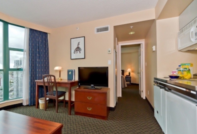 1 Condo X 5 Nights - Rosdale On Robson - Vancouver, BC - Valid Until Nov 2024 gallery