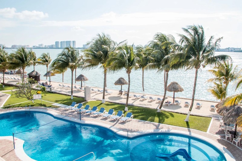 W.I.V.C Coral Mar Resort ~Cancun, MEX~ 2BR/Sleeps 6 ~ 7Nts NOV/DEC 2025 gallery