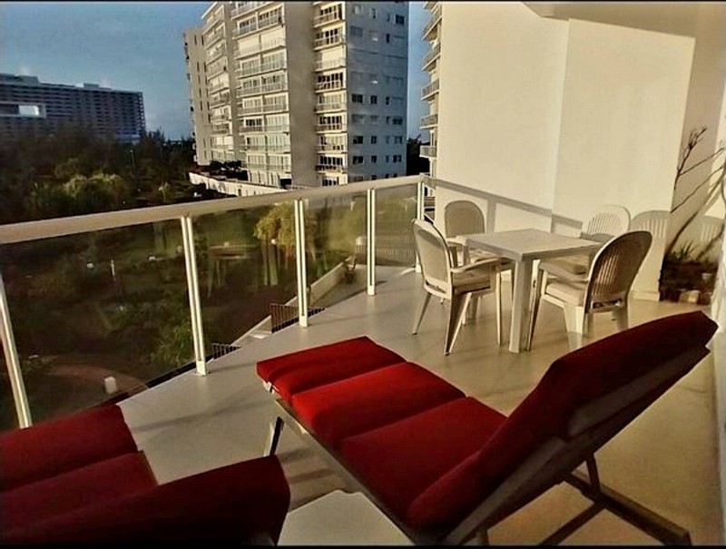 Vacation Rental, Amara Cancun Beachfront Condo, Mexico. 2 bedrooms/2 baths. gallery