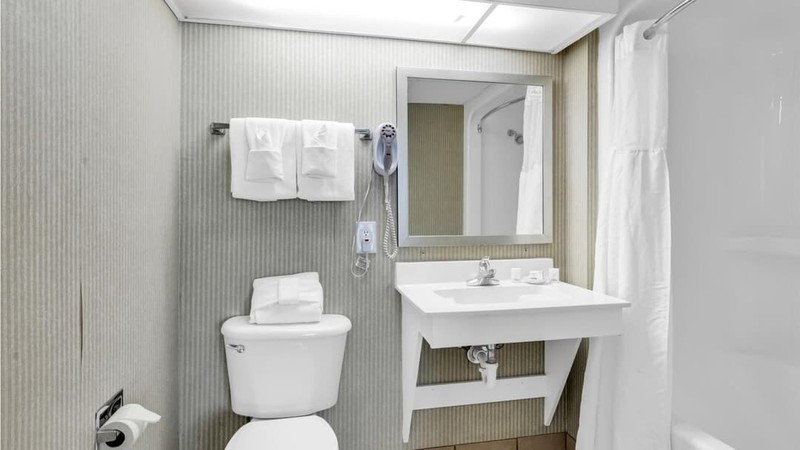 July 5 to July 12 at Camelot By The Sea, Myrtle B, 2 BD, Oceanfront, Sleeps 8! gallery