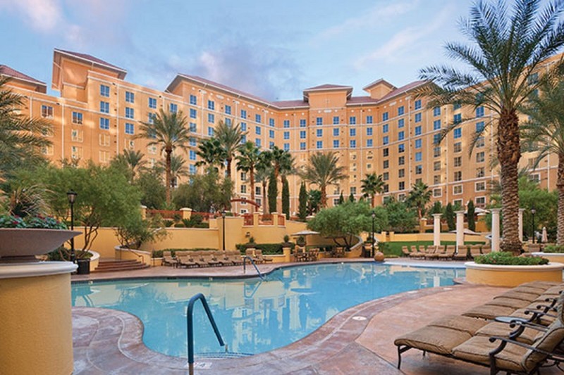 Vegas Fun!! 5 nights in a 2 Bedroom Deluxe at Wyndham Grand Desert 6/3-6/8