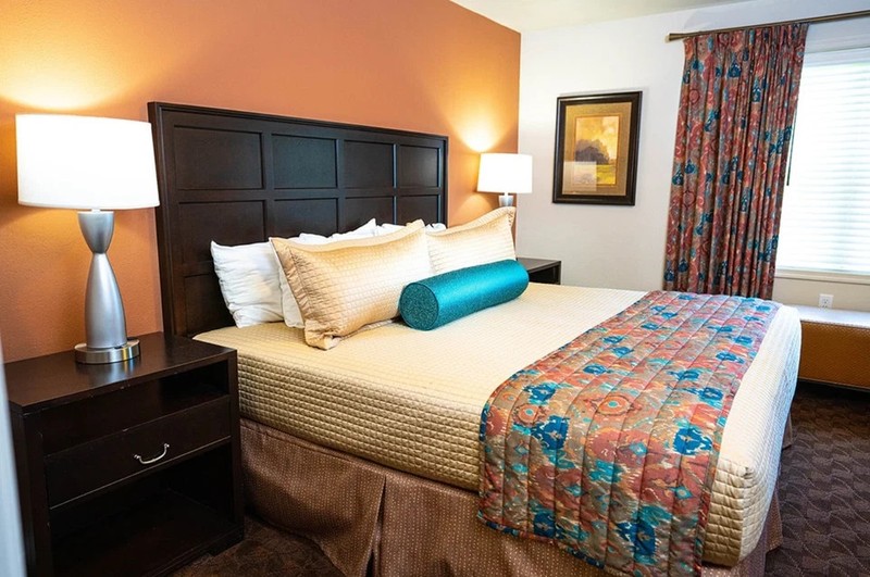 OCOTOBER 2026~The COLONIES AT WILLIAMSBURG~2BR/SLP6 VA~PRICE IS FOR WEEK! gallery