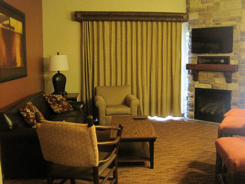 Wisconsin Dells, Wyndham at Glacier Canyon, 2 Bedroom Deluxe, 14-16 MayENDS 4/29 gallery