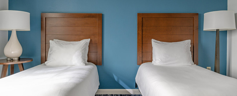 Wyndham Long Wharf- Newport, RI ~ 2 bdrm- June 30-July 3- 3 nights gallery