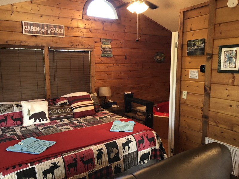 Amazing River View! River Rush- Cozy Riverfront Cabin- 5 Mi to Pigeon Forge gallery