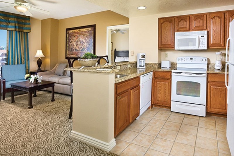 Vegas Fun!! 5 nights in a 2 Bedroom Deluxe at Wyndham Grand Desert 6/3-6/8 gallery