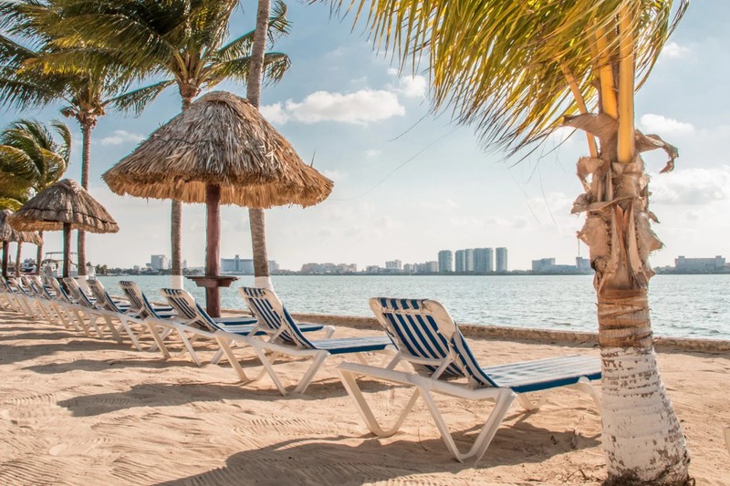 W.I.V.C Coral Mar Resort ~Cancun, MEX~ 2BR/Sleeps 6 ~ 7Nts NOV/DEC 2025 gallery