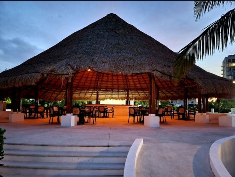 Vacation Rental, Amara Cancun Beachfront Condo, Mexico. 2 bedrooms/2 baths. gallery